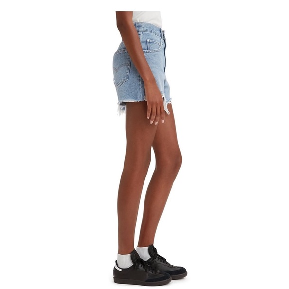 Levi’s | Silvertab Retro 90s High Waist Mom Jean Shorts Black | 31 - Picture 3 of 16